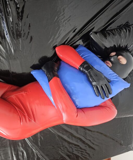 Alternative view of LENZUOLO CON ANGOLI