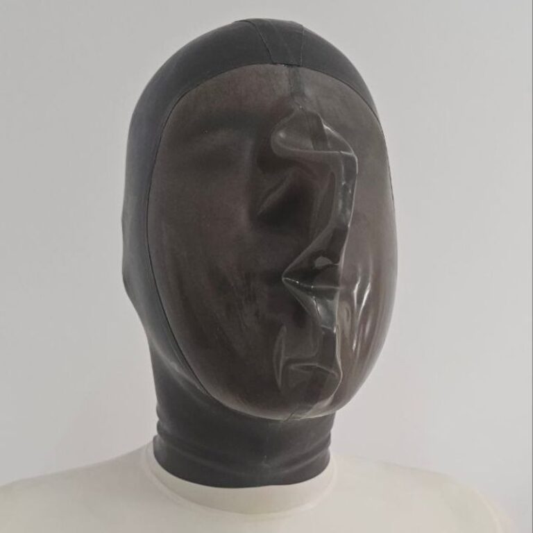 REBREATHER HOOD - Rubber Rabbit